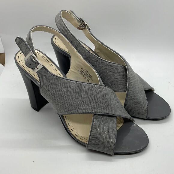 Solanz Mimi High Heel Sandals Gray Size 7.5 Block Heel - Picture 1 of 10